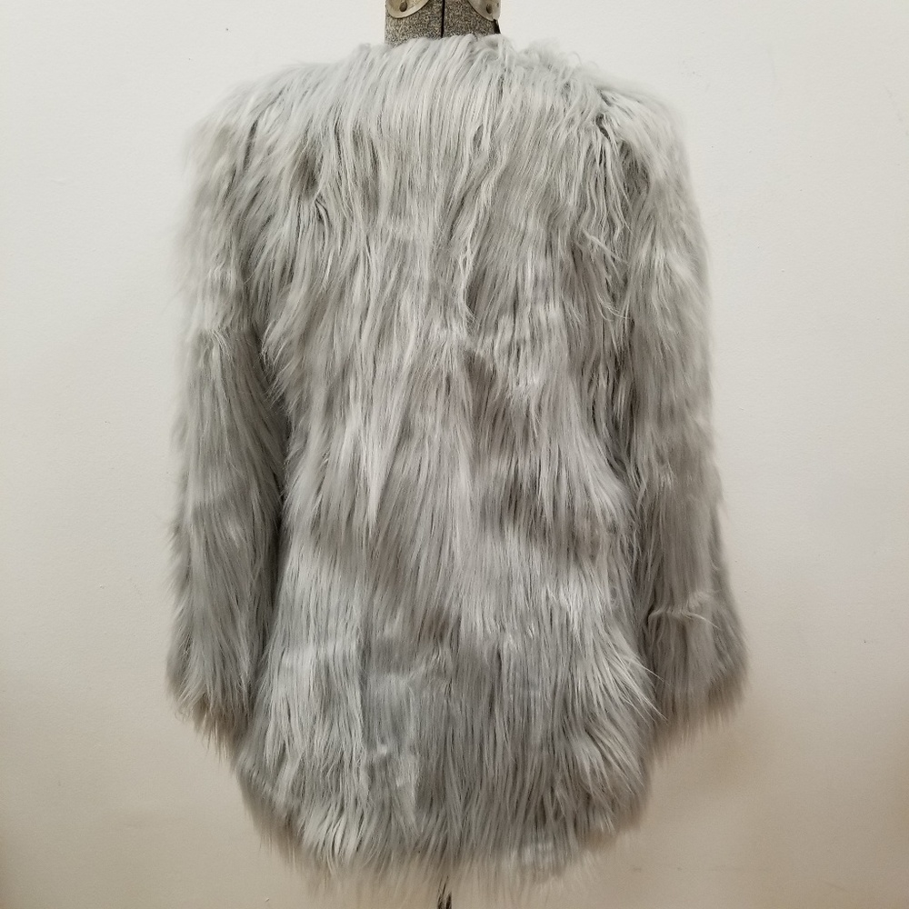 NWT Silver Gray Shaggy Faux Fur Coat Glam Winter Jacket S M - Picture 6 of 8